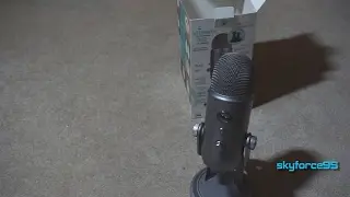 Blue Yeti Microphone Space Gray Edition Unboxing