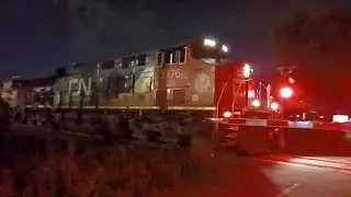 Chasing CN L548! At St-Bruno wiith hornshow and in Boucherville slowly #train #night #chase #cn