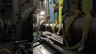 Horizontal boring mill machining the outside of large steel tuning #asmr #machine #old #machinist