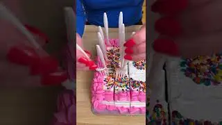 🎂 Cake serving hack for kids birthday parties! #kidsbirthdayparty #cake