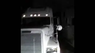 Cold Start Detroit Diesel Series 60 12.7 at 20 degrees F.