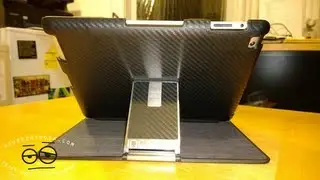 Lightning Review Incipio Flagship Folio Case for The New iPad