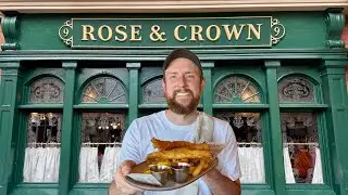 Eating Rose and Crown&rsquo;s Signature Favorite Entrees