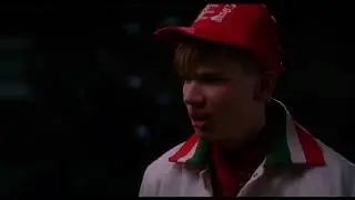 This was my favorite Home Alone scene. (1.. to.. 10!)