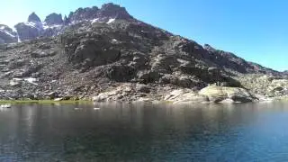 Laguna Grande de Sierra de Gredos y refugio Elola