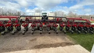 Getting My Case IH 1240 Planter Ready For #Plant25 🌽