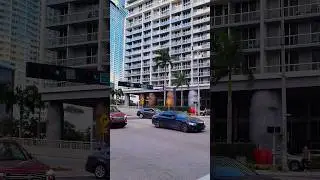 Traffic in Miami. 🌴 🇺🇸  #miami #downtown #brickell #shorts #4k #traffic #usa #asmr #architecture
