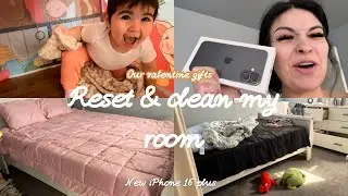 Why haven&rsquo;t I vlogged ? Deep clean my room with me