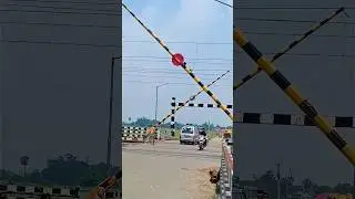 Rail Gate Closing Scene #shorts