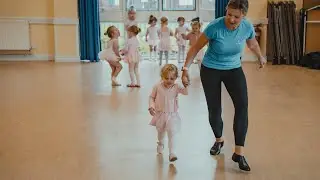The Best tiny toes ballet teachers. Kids Ballet Classes for everyone!