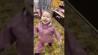 Готовимся к весне , водонепроницаемый костюм от фирмы name it -а это значит что лужи не страшны 👍