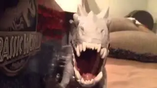 Jurassic World Chomping Indominus Rex