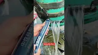 waterproof silicon peeling paint and rust, remove the rust first, then apply the adhesive.#shorts