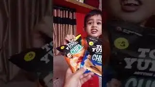 cute baby chooses chips?🍟🍟🍟🍟#shorts#viral#trending#youtubeshorts#cute#baby#chips
