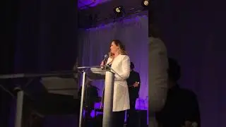 Selena Gomez's Mum Mandy speech at 'Unlikely Hero's'