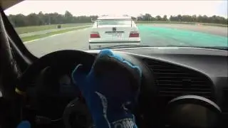 BMW Ooperon Race 11 - battle for the lead -