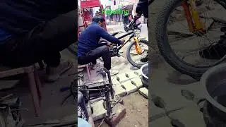 #cycle repair 👍 kam hi Dharm kam hi Puja