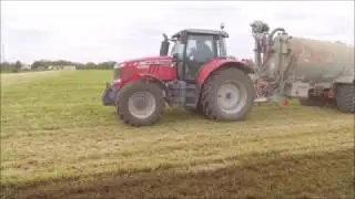 Massey Ferguson 7720 à l' épandage de lisier