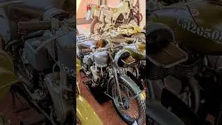 Velocette MDD 350. Such An Amazing Colour!