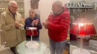 Una lampada Campari dono di Natale ad Arcangelo Serena