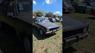 Los Dodge y Valiant en el evento de @perros.salvajes.clasicos Banda: 50 y 50Tema: El Espejo