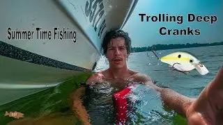 Trolling Deep CrankBaits To Catch Suspended Bass | Summer Time Fishing