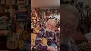 How to shuffle blues style using a first position G chord by Frederick Luft