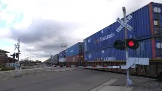 UP 2574 Intermodal South - E Main St. Railroad Crossing Manteca, CA