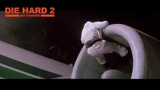 Final fight on the airplane wing - Die Hard 2 (1990) HD