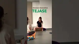 Anusara Invocation with Lyrics | Julia Schlenkert