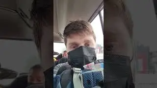 Panama bus music is loud
