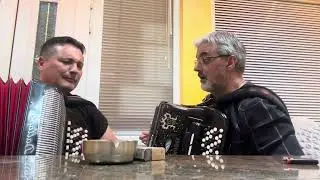 Kolo kao nekad - kompozitor Darko Antić                (ne drmaj tu Dallapu🤣)