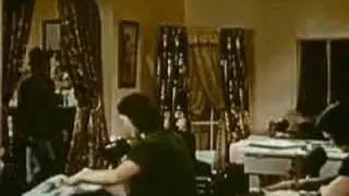 She Caught On Quick -- Vintage Singer Sewing Machine Ad