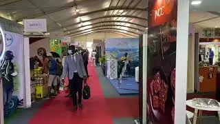 EXPOSITION DANS UN CHAPITEAU AVEC 200 stand d exposition