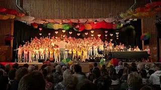 Laissez nous chanter   Ensemble ! premi&egrave;re partie