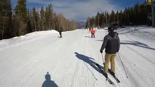 Highland bar Coffee Pot, Green lower Snowmassive 