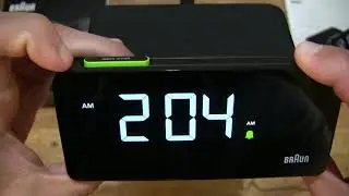 Цифровой будильник с беспроводной зарядкой Braun BC21