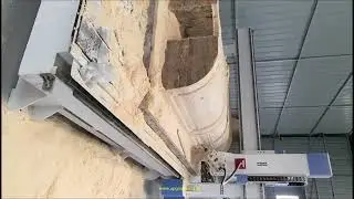 4 Axis 180degree ( &plusmn;90&deg;）Rotated Spindle Head Wood Pattern CNC Router