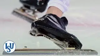 This is the Spirit of Speed Skating. Simply Amazing.