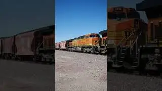HIGH SPEED MANIFEST TRAIN BNSF 3815