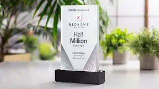 Custom award produced for Redhome Immobilien