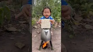 Survival Skills- Single mom show SMART ideas and USEFUL with noodles in forest #camping #bushcraft