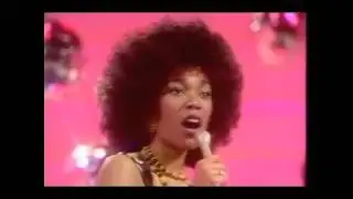 Classic Sesame Street - Song: Yes We Can Can