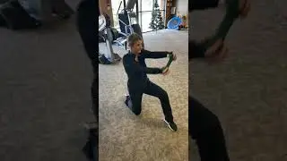 Half Kneeling Dumbbell Chop