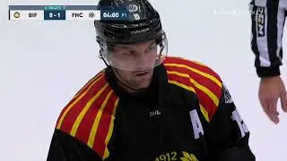 Irriterat mellan Bryn&auml;s Simon Bertilsson och Fr&ouml;lundas Jan Mursak, SHL 2021/2022.