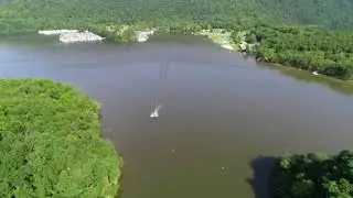 ⚓️🚤⚓️ Raystown Lake ,Shy Beaver Cove , Flying  my DJI PHANTOM 4PRO Drone while Yvonne ❤️Jetski