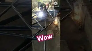 Сварочные работы по каркасу крыши #шортс #видеошортс #сварка #сварщик