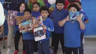 Toy donations at Hartford Three Kings Day event provide families with hope and relief