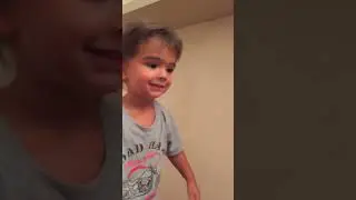Elias et la vid&eacute;o la plus dr&ocirc;le de ma pellicule 😭