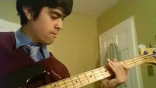 Green Day - Holiday (bass lesson)
